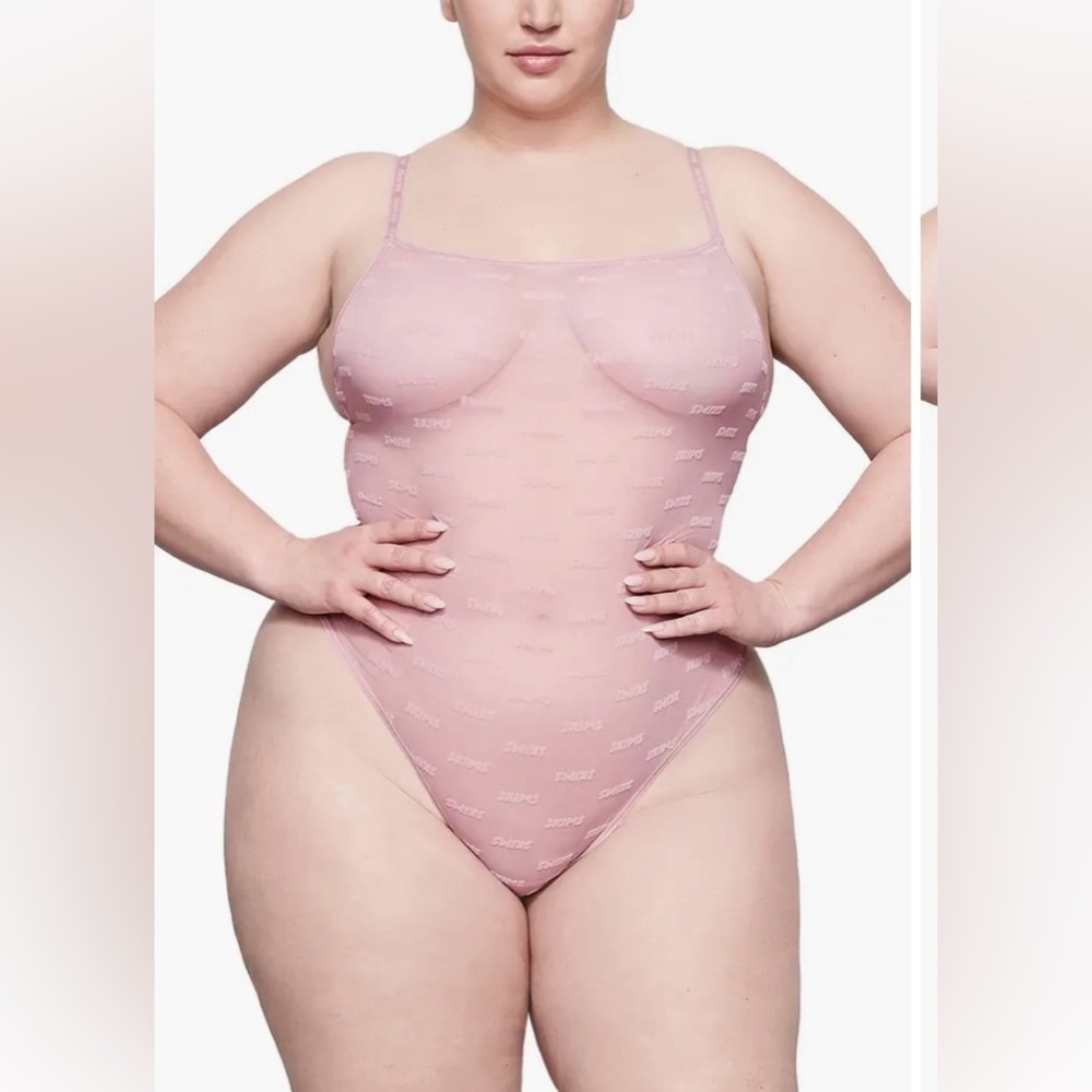 Skims After Hours velvet logo thong bodysuit size 3X Orchid NWT